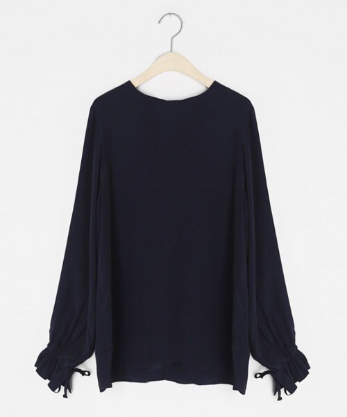 DHOLIC（ディーホリック）の「ドローストリングスリーブブラウス（シャツ/ブラウス・レディース・グリーン/その他/ベージュ・FREE）」の3枚目の写真