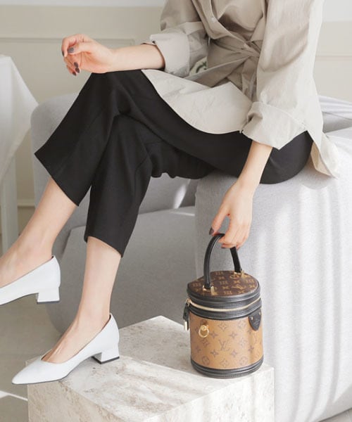 DHOLIC（ディーホリック）の「ストレートラインスラックスパンツ（スラックス・レディース・グレー/ホワイト/ブラック・S/M/L）」の3枚目の写真