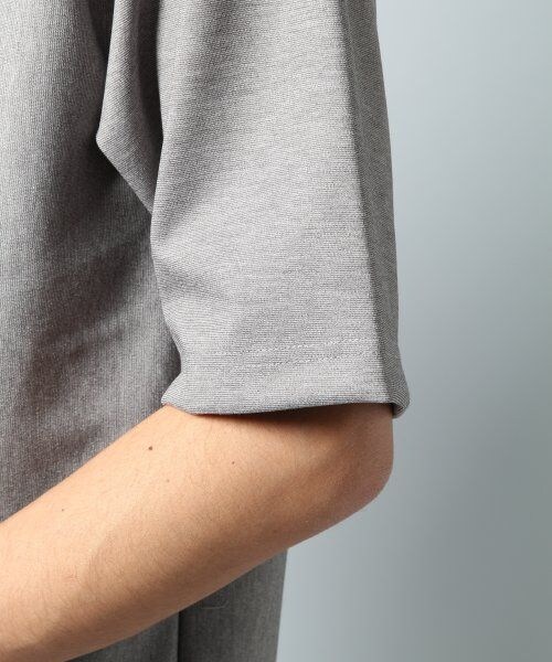HARE（ハレ）の「ポンチハイネックプルオーバー５分袖（トップス・メンズ・グレー/ネイビー/オフホワイト・Ｍ/Ｓ）」の8枚目の写真