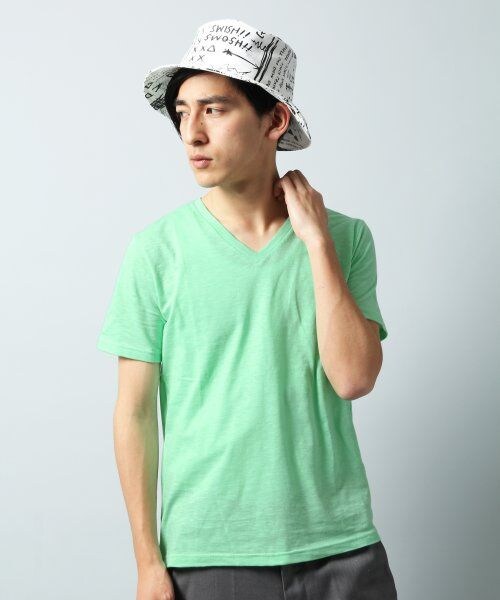 HARE（ハレ）の「スラブＶネックカットソー（トップス・メンズ・グレー/ネイビー/オフホワイト/グリーン/ブルー・Ｌ/Ｍ/Ｓ）」の3枚目の写真