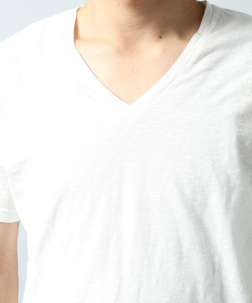 HARE（ハレ）の「スラブＶネックカットソー（トップス・メンズ・グレー/ネイビー/オフホワイト/グリーン/ブルー・Ｌ/Ｍ/Ｓ）」の8枚目の写真