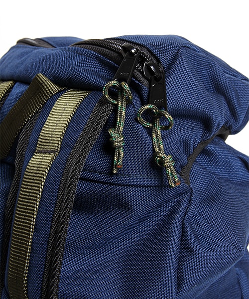 Epperson Mountaineering(エパーソンマウンテニアリング)の「CLIMB PACK(バッグ・メンズ・ブラック/オリーブ/ネイビー・ONE SIZE)」の15枚目の写真