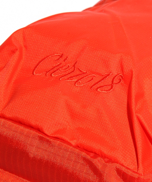 ARC'TERYX（アークテリクス）の「CIERZO 18L BACKPACK（バッグ・メンズ・ブラック/レッド・ONE SIZE）」の12枚目の写真