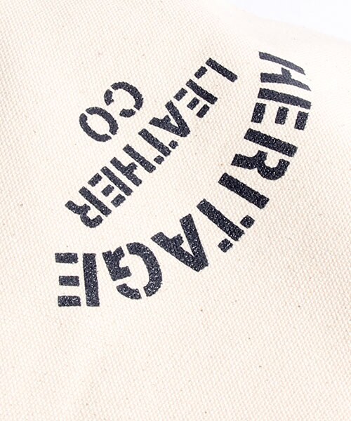 HERITAGE LEATHER(ヘリテージレザー)の「BUCKET SHOULDER BAG(バッグ・メンズ・ブラック/ネイビー・ONE SIZE)」の7枚目の写真