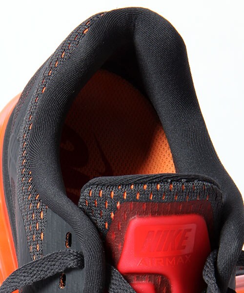 NIKE（ナイキ）の「エアマックス2014（シューズ・メンズ・ブラック/レッド/その他/柄６・9/10）」の9枚目の写真