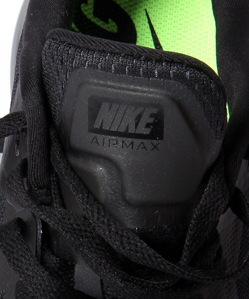 NIKE（ナイキ）の「エアマックス2014（シューズ・メンズ・ブラック/レッド/その他/柄６・9/10）」の17枚目の写真