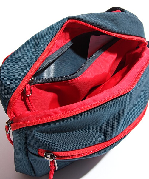 ARC'TERYX（アークテリクス）の「MAKA2（バッグ・メンズ・ブラック/レッド/イエロー/ネイビー・ONE SIZE）」の11枚目の写真