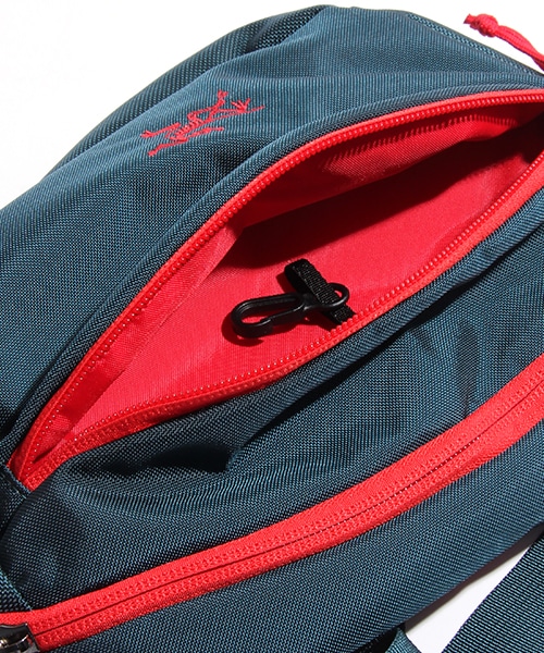 ARC'TERYX（アークテリクス）の「MAKA2（バッグ・メンズ・ブラック/レッド/イエロー/ネイビー・ONE SIZE）」の13枚目の写真