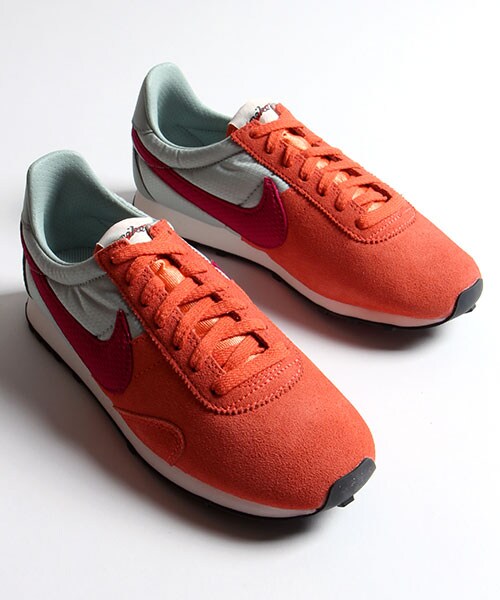 NIKE（ナイキ）の「Wプリモントリオールレーサー（シューズ・メンズ・ブラック/ピンク/グリーン・23.5/24.0/24.5）」の3枚目の写真