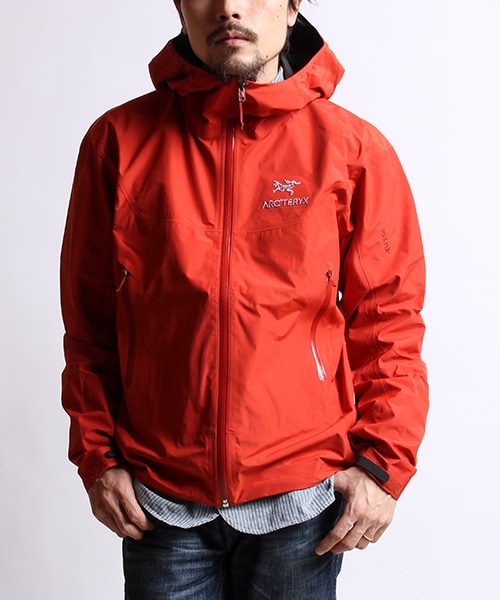ARC'TERYX(アークテリクス)の「Beta SL Jacket(ジャケット/アウター・メンズ・グレー/ブラック/レッド・S/M)」の3枚目の写真