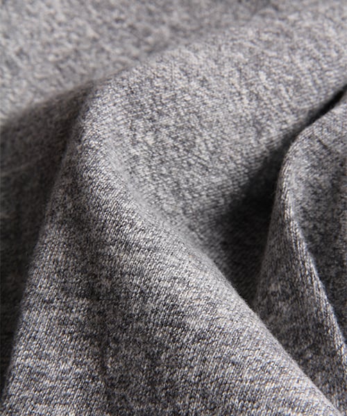 FilMelange（フィルメランジェ）の「DIZZY（トップス・メンズ・ホワイト/グレー/ワインレッド・3/4）」の9枚目の写真