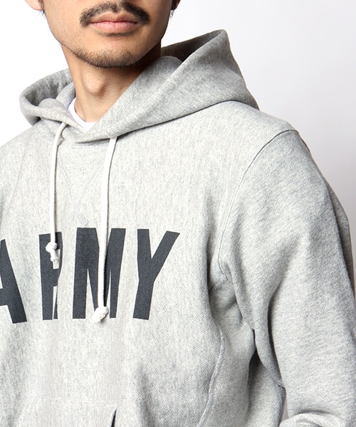 Champion（チャンピオン）の「別注リバースウィーブプルオーバーパーカー（トップス・メンズ・グレー/ブラック/ネイビー・S/M/L）」の10枚目の写真