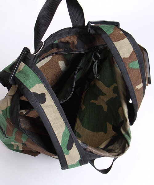 MYSTERY RANCH（ミステリーランチ）の「BOOTY BAG（バッグ・メンズ・ブラック/ネイビー/カモフラージュ・ONE SIZE）」の8枚目の写真