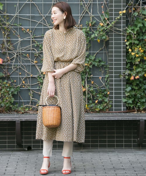 ☆サナタナ☆ロングガウンコートとアーバンリサーチ花柄ワンピース ☆サナタナ☆ロングガウンコートとアーバンリサーチ花柄