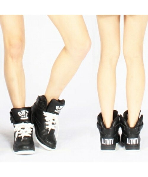 RNA SWEAT ハイカットスニーカー　厚底 RNA SWEAT ハイカットスニーカー厚底