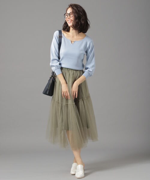 Andemiu（アンデミュウ）の「フロントアクセツキニット7分袖（トップス・オフホワイト/ピンク/ブルー/ネイビー）」の5枚目の写真