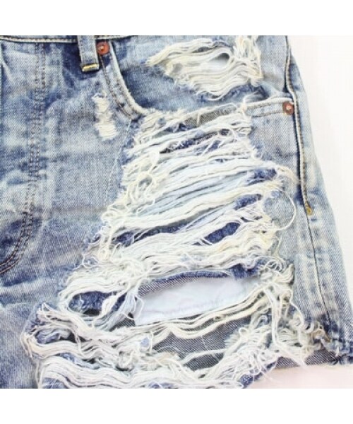 RNA（アールエヌエー）の「デニムヘビークラッシュショーパン（パンツ・レディース・ブルー淡色/ブルー濃色・SS/S/M）」の7枚目の写真