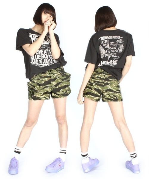 RNA（アールエヌエー）の「＜予約＞プリントタックショーパン（パンツ・レディース・フッドランドカモフラ/タイガーカモフラ/ヒョウ柄(キャメル)・M）」の2枚目の写真