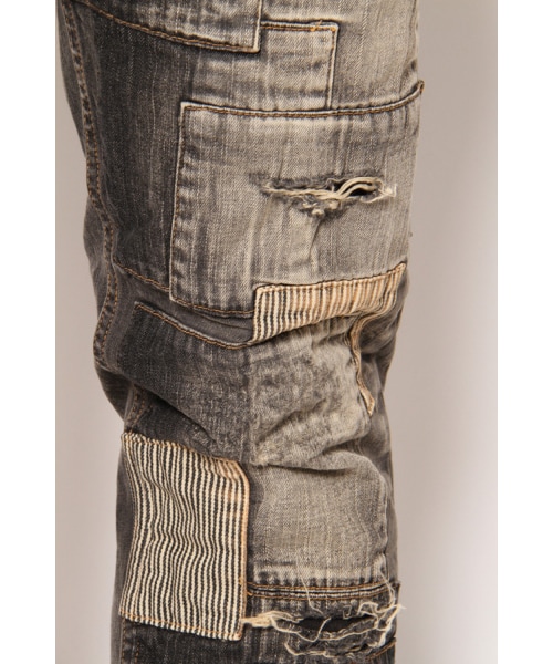 ドゥアラット　デニム DOARAT（ドゥアラット）の「FULLY REPAIRED DENIM PANTS