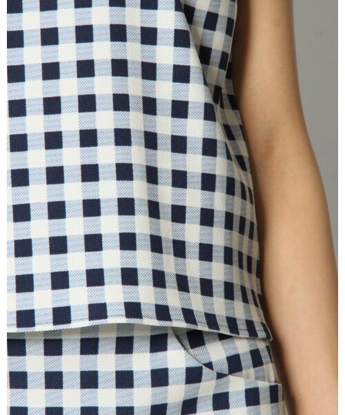 VICKY（ビッキー）の「ギンガムチェックノースリPO（トップス・レディース・インディゴ/ホワイト・M）」の7枚目の写真