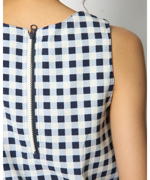 VICKY（ビッキー）の「ギンガムチェックノースリPO（トップス・レディース・インディゴ/ホワイト・M）」の6枚目の写真