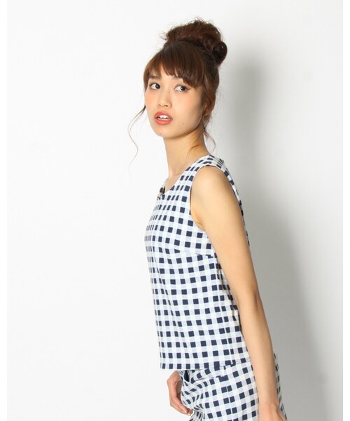 VICKY（ビッキー）の「ギンガムチェックノースリPO（トップス・レディース・インディゴ/ホワイト・M）」の4枚目の写真