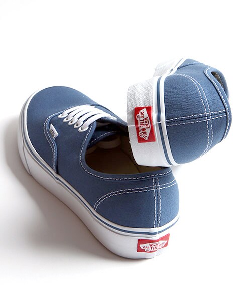 VANS(バンズ)の「AUTHENTIC(シューズ・メンズ・ホワイト/ネイビー/その他/柄6/ブラック/レッド・8/9/10)」の8枚目の写真