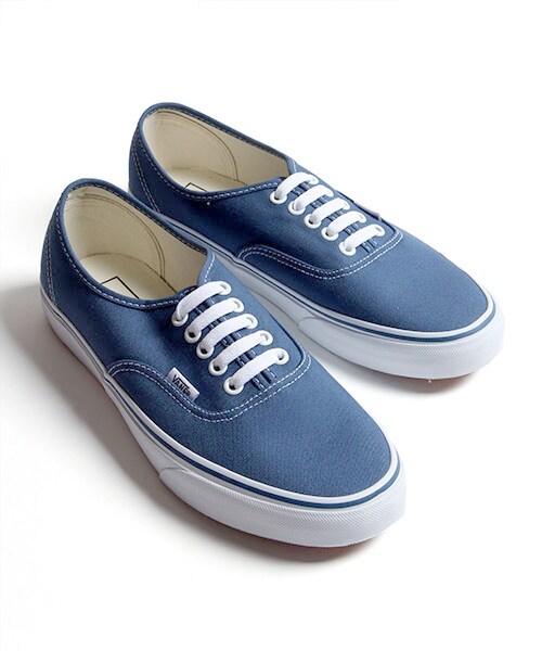 VANS(バンズ)の「AUTHENTIC(シューズ・メンズ・ホワイト/ネイビー/その他/柄6/ブラック/レッド・8/9/10)」の3枚目の写真