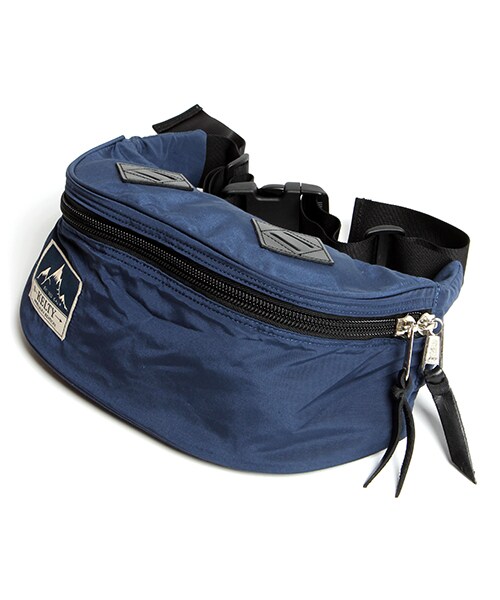 KELTY(ケルティ)の「別注PREMIUM FANN(バッグ・メンズ・ブラック/ネイビー・ONE SIZE)」の3枚目の写真
