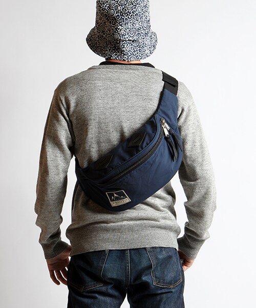 KELTY(ケルティ)の「別注PREMIUM FANN(バッグ・メンズ・ブラック/ネイビー・ONE SIZE)」の17枚目の写真
