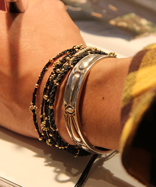 wakami（ワカミ）の「別注 3WAYブレスレット（アクセサリー・メンズ・ホワイト/ブラック/ブルー・ONE SIZE）」の15枚目の写真