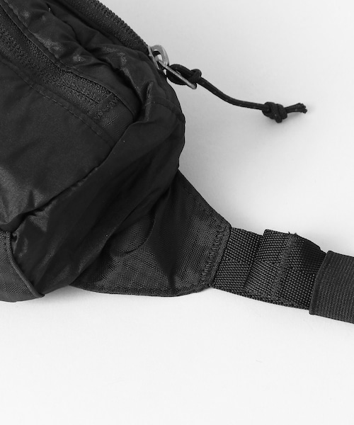 patagonia(パタゴニア)の「patagonia Travel Mini Hip pack(バッグ・レディース・BLK/CNMO/TTPS/REYE/PARC・one)」の9枚目の写真