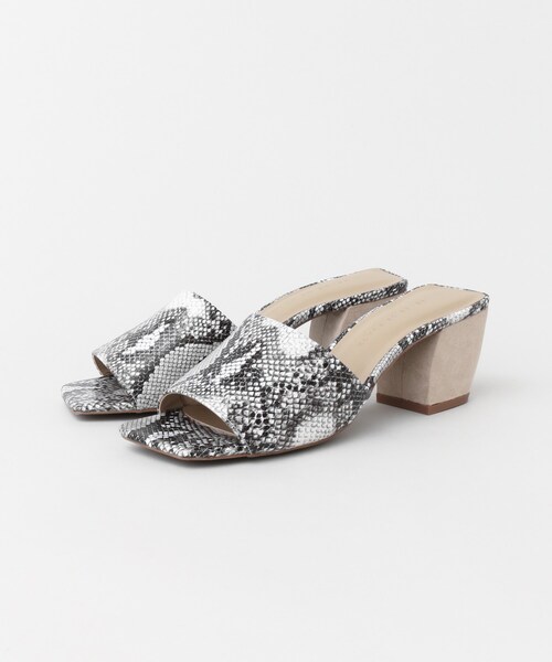 SENSE OF PLACE by URBAN RESEARCH（センスオブプレイスバイアーバンリサーチ）の「スクエアディティールワンバンドミュール（シューズ・レディース・BEIGE/WHITE/PYTHON/GOLD/SILVER/ORANGE/PINK/L.BLUE/BLACK/CLEAR・S/M/L）」の12枚目の写真