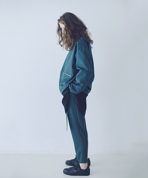 CULLNI（クルニ）の「ロングベルトテーパードスラックス（その他・メンズ・BLK/BGE/TAN・1/2）」の16枚目の写真