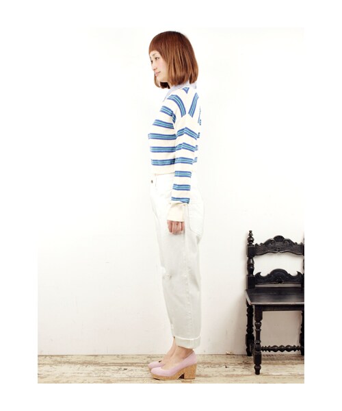 w closet（ダブルクローゼット）の「10ozダメージ加工ボーイフレンドホワイトデニムパンツ（パンツ・レディース・ホワイト・FREE）」の9枚目の写真