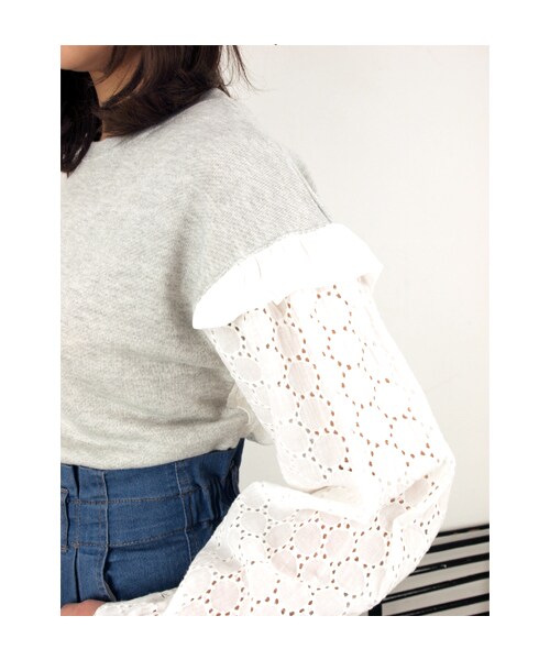 w closet（ダブルクローゼット）の「裏毛×袖レースクルーネックプルオーバー（トップス・レディース・オフホワイト/ミント/グレー・FREE）」の5枚目の写真