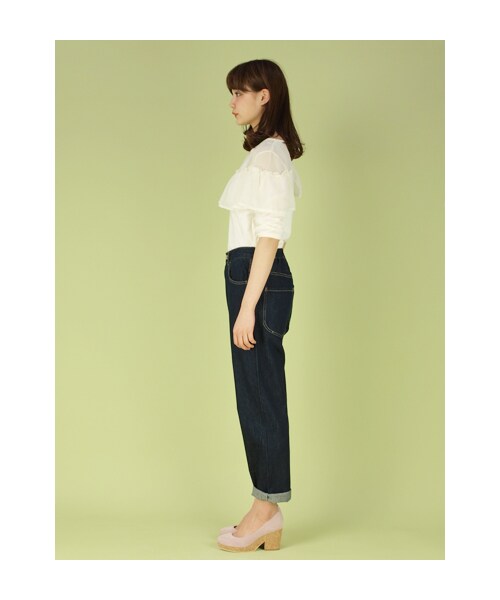 w closet（ダブルクローゼット）の「7.5OZスラブ入りボーイフレンドデニムパンツ（パンツ・レディース・ブルー/ワンウォッシュ・FREE）」の4枚目の写真