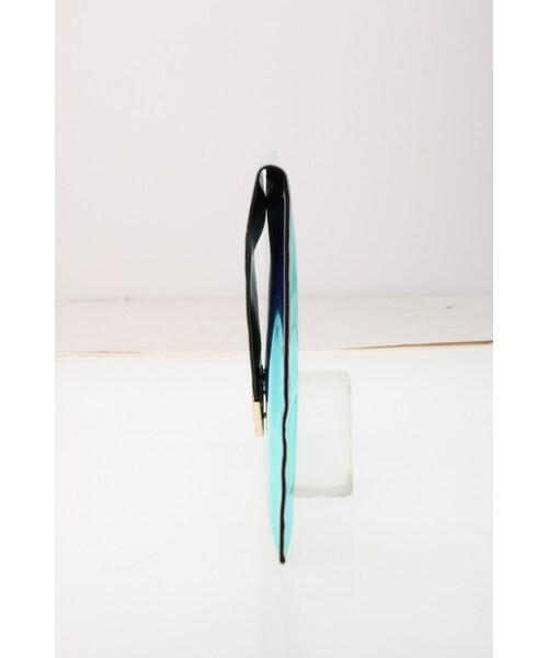 FIG&VIPER（フィグアンドバイパー）の「レインボークラッチ（バッグ・レディース・グリーン/ピンク・FREE）」の4枚目の写真