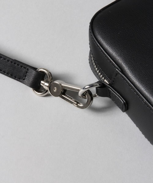 HARE（ハレ）の「BOXサコッシュBAG（バッグ・ブラック/ネイビー）」の5枚目の写真