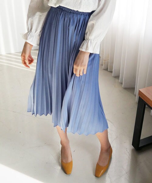 DHOLIC（ディーホリック）の「プリーツフレアロングスカート（スカート・レディース・イエロー/ホワイト/ブルー・FREE）」の3枚目の写真