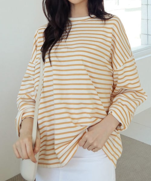 DHOLIC（ディーホリック）の「ボーダーボクシーフィットTシャツ（Tシャツ/カットソー・レディース・ブラウン/イエロー/ピンク/ブラック/ブルー・FREE）」の4枚目の写真