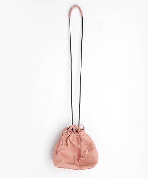 DHOLIC（ディーホリック）の「2WAYミニマル巾着バッグ（ハンドバッグ・レディース・ホワイト/ブラック/ピンク・FREE）」の3枚目の写真