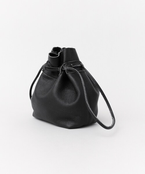 URBAN RESEARCH(アーバンリサーチ)の「巾着レザーミニショルダー(バッグ・レディース・IVORY/BLACK・-)」の6枚目の写真