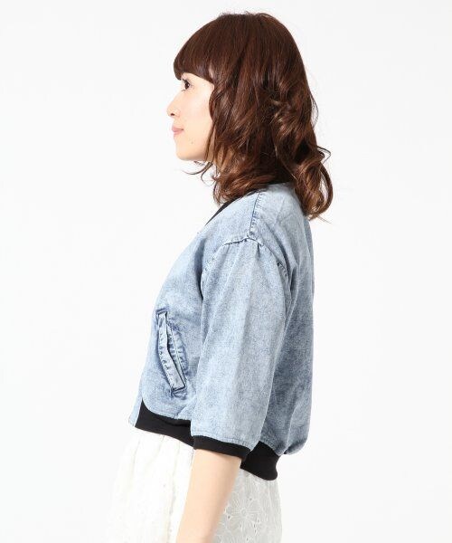 Heather（ヘザー）の「コンパクトブルゾン７分袖（ジャケット/アウター・レディース・ホワイト/ケミカル・ＦＲＥＥ）」の3枚目の写真