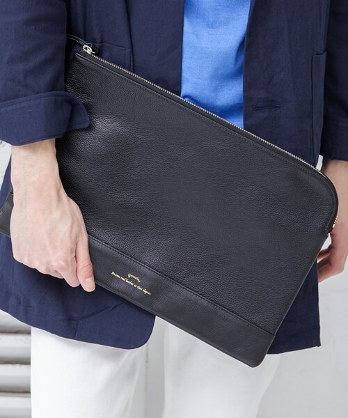 HARE(ハレ)の「キリカエキップレザークラッチ(バッグ・メンズ・ネイビー/ブラック/ブルー/ブラウン・ONE SIZE)」の1枚目の写真