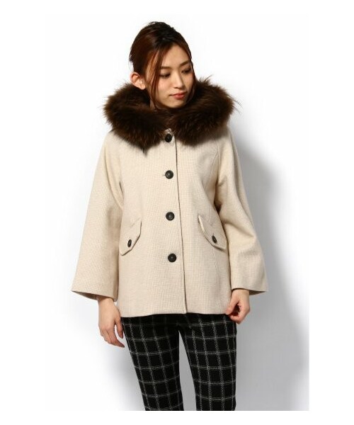 Spick & Span Comelariaラクーンファーツキ ショートコート swingle