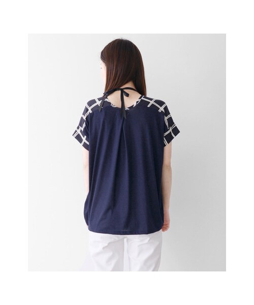 URBAN RESEARCH DOORS(アーバンリサーチドアーズ)の「ウィンドペン切替プルオーバー(トップス・レディース・ネイビー/オフ・one)」の7枚目の写真