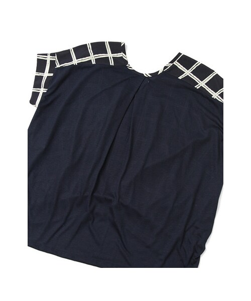 URBAN RESEARCH DOORS(アーバンリサーチドアーズ)の「ウィンドペン切替プルオーバー(トップス・レディース・ネイビー/オフ・one)」の11枚目の写真