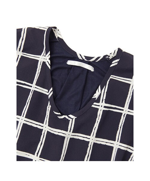 URBAN RESEARCH DOORS(アーバンリサーチドアーズ)の「ウィンドペン切替プルオーバー(トップス・レディース・ネイビー/オフ・one)」の8枚目の写真