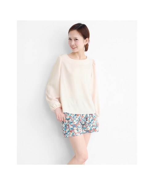 KBF（ケイビーエフ）の「パフスリーブプルオーバー（トップス・レディース・ネイビー/オフホワイト/アイスブルー・one）」の4枚目の写真